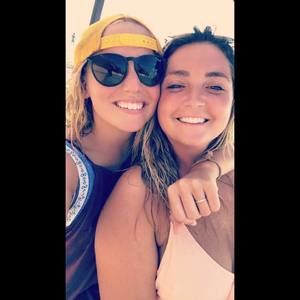 Meet your Posher, Becca